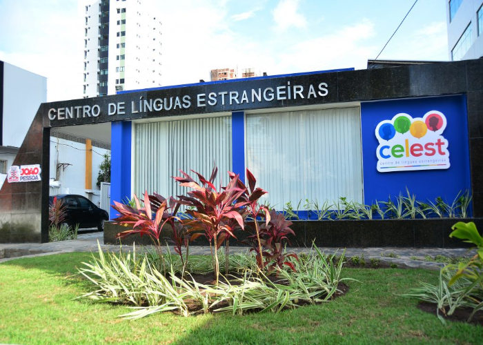 Centro de Línguas Estrangeiras abre inscrições na capital