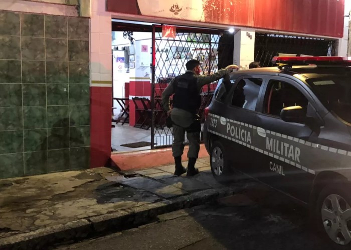 Dono de bar é morto a facadas durante confusão no estabelecimento por causa de ciúmes
