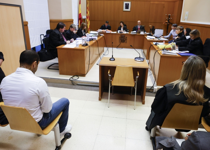 Justiça da Espanha concede liberdade provisória a Daniel Alves