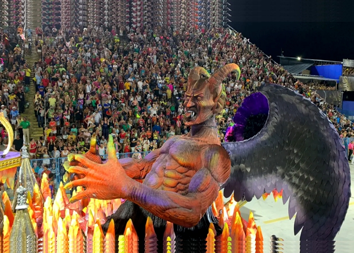 Acadêmicos do Salgueiro gera polêmica com ‘demônio’ em desfile no Carnaval