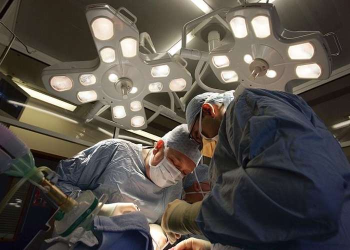 Faustão é submetido a implante de coração no Hospital Israelita Albert Einstein