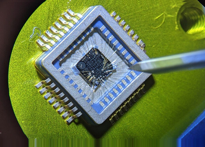 China começa a criar chips com diamante para desbancar Estados Unidos