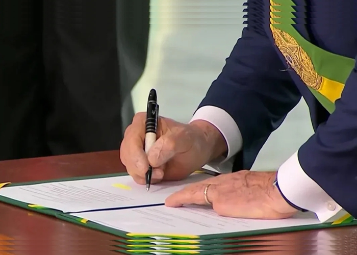 Governo federal bloqueia R$ 1,5 bilhões do orçamento; Saúde e Educação são as áreas mais afetadas