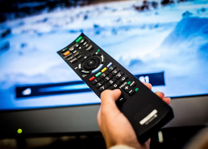 Anatel libera aplicativo de canais de TV e de cinema via internet