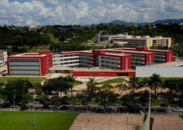 Professor da UFMG passa em 1º lugar no concurso que ele mesmo elaborou