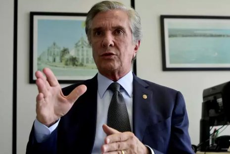 Fernando Collor é alvo de ação da Polícia Federal, suspeito de receber propina