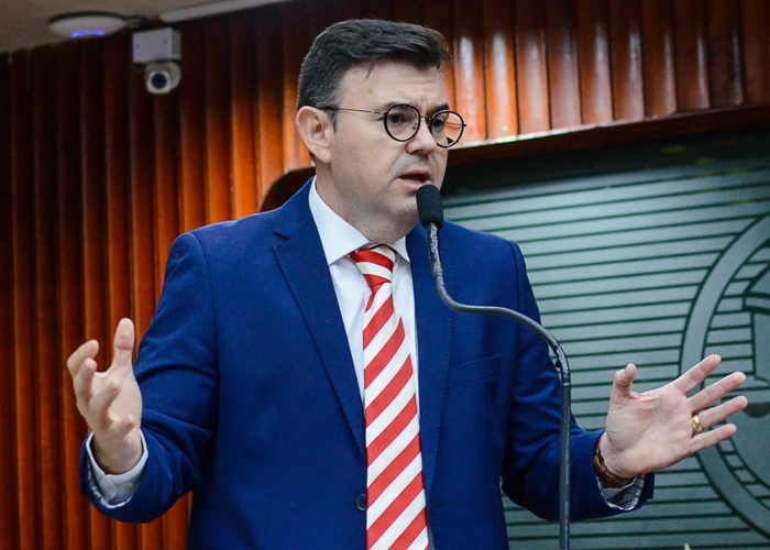 Janeiro de 2024: Raniery Paulino assumirá mandato na câmara federal