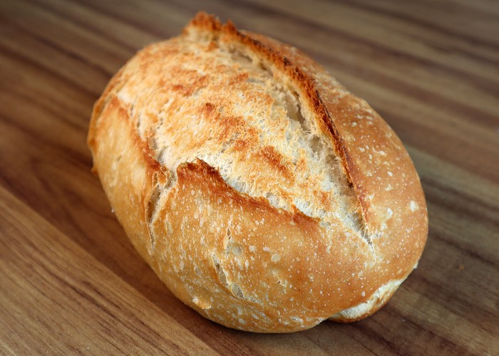 Quilo do pão francês custa entre R$ 9,50 e R$ 20,98 em João Pessoa
