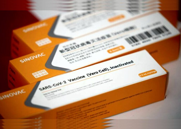 Brasil anuncia que vai comprar 46 milhões de doses de CoronaVac